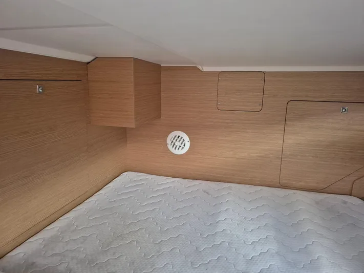 Galaxy Yacht Photos Pics 