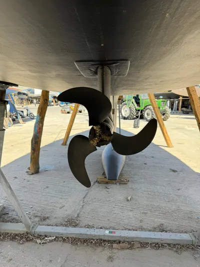 Galaxy Yacht Photos Pics 