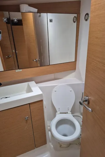 Galaxy Yacht Photos Pics 