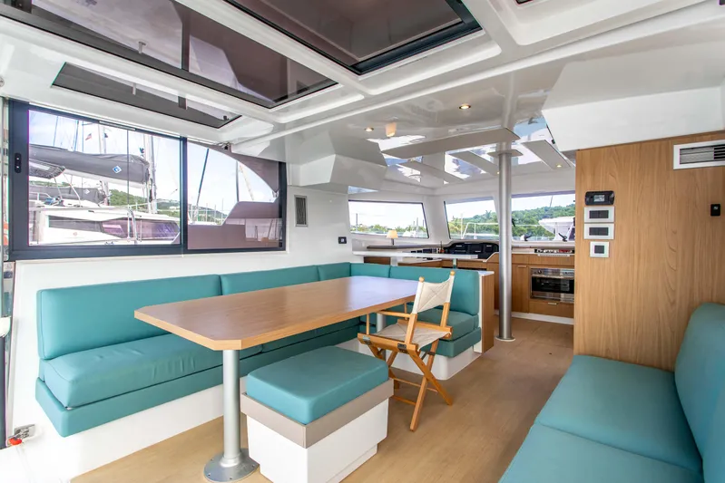 Lucky Fin Yacht Photos Pics 
