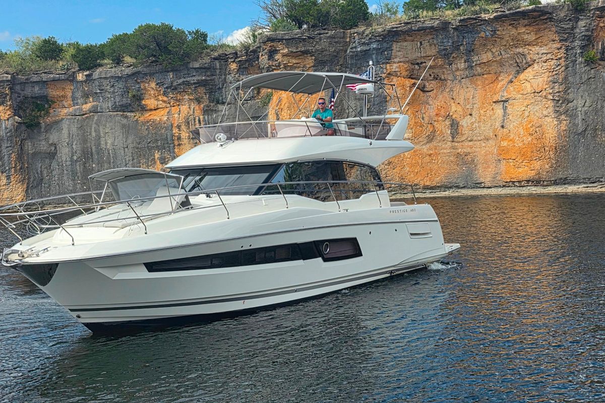 2024 Prestige 46 