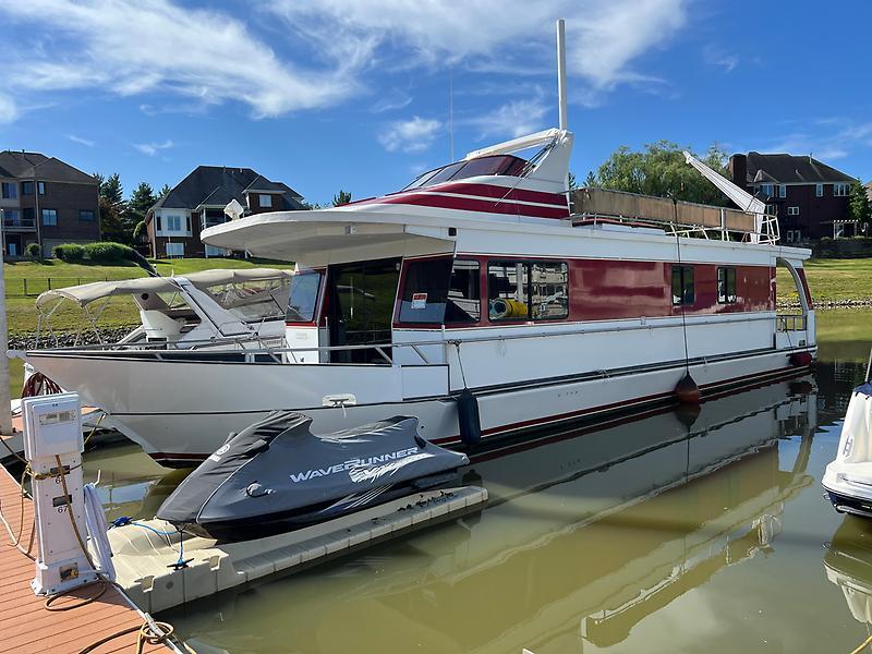 2000 Monticello Wide Boat House for sale YachtWorld