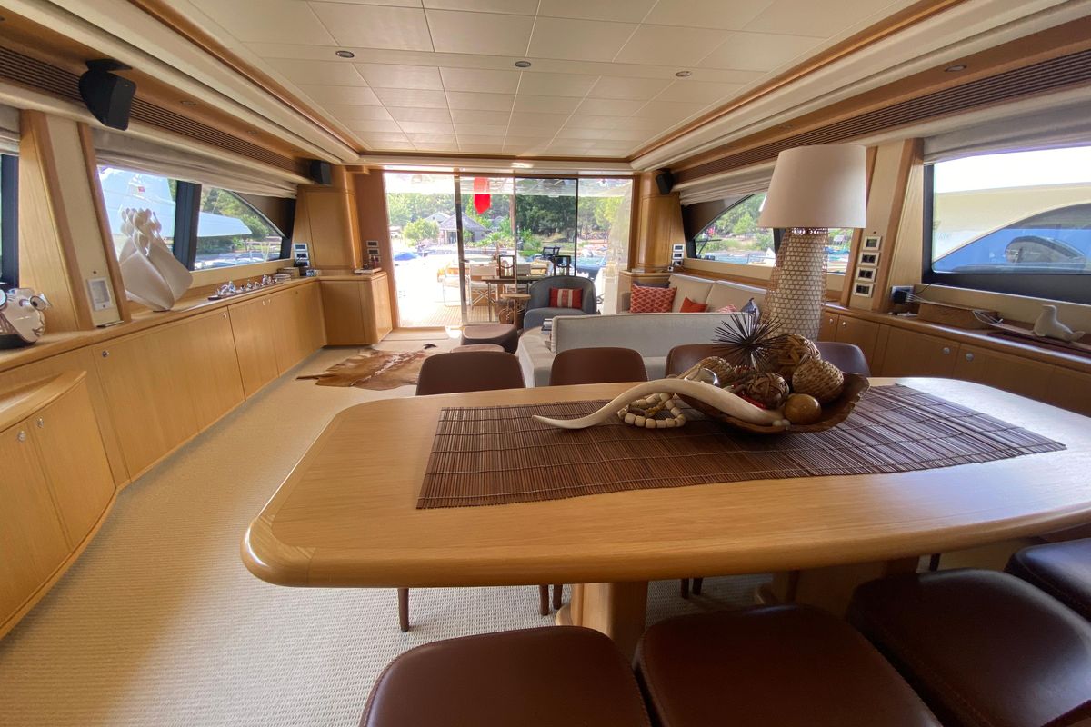 2008 Ferretti Yachts 87 