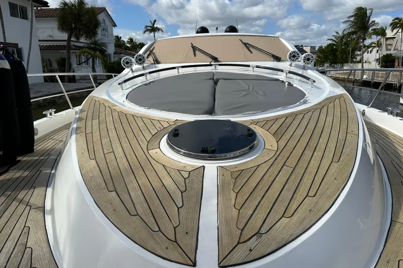  Yacht Photos Pics 2009 Lazzara LSX 75 yacht with sleek deck design and luxurious features.