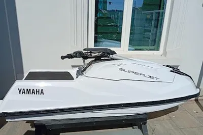 2025 Yamaha WaveRunner SuperJet