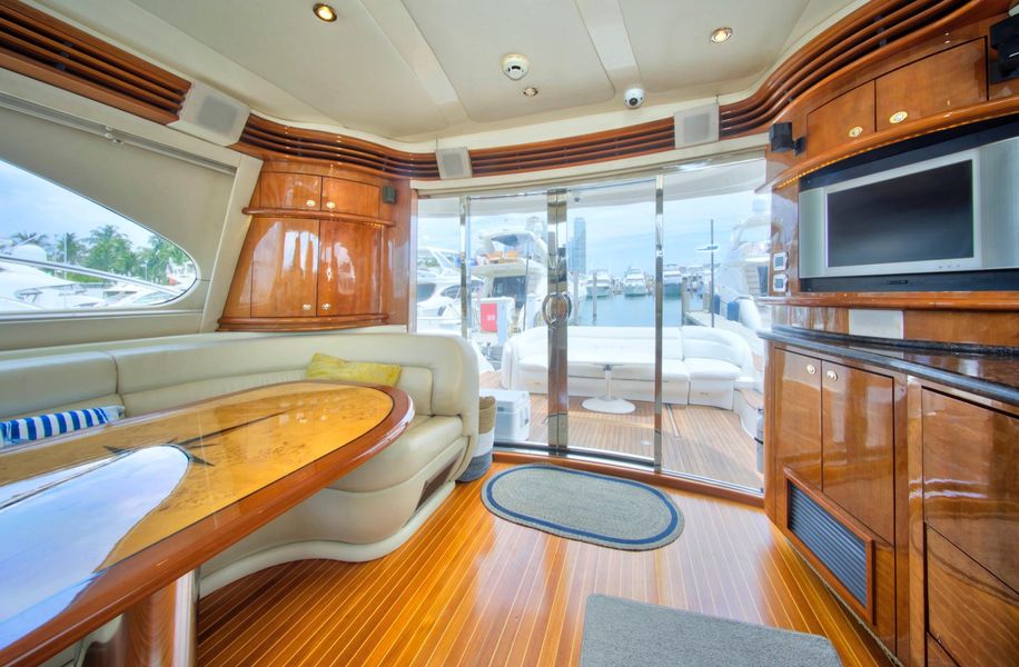 2003 Sea Ray 680 Sun Sport