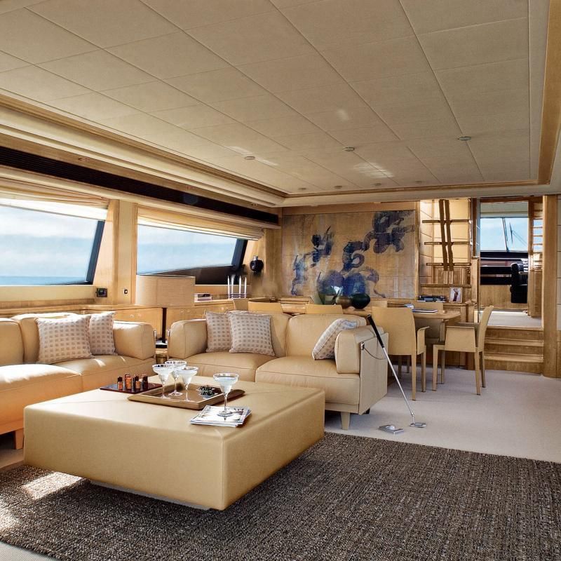 2008 Ferretti Yachts 87 