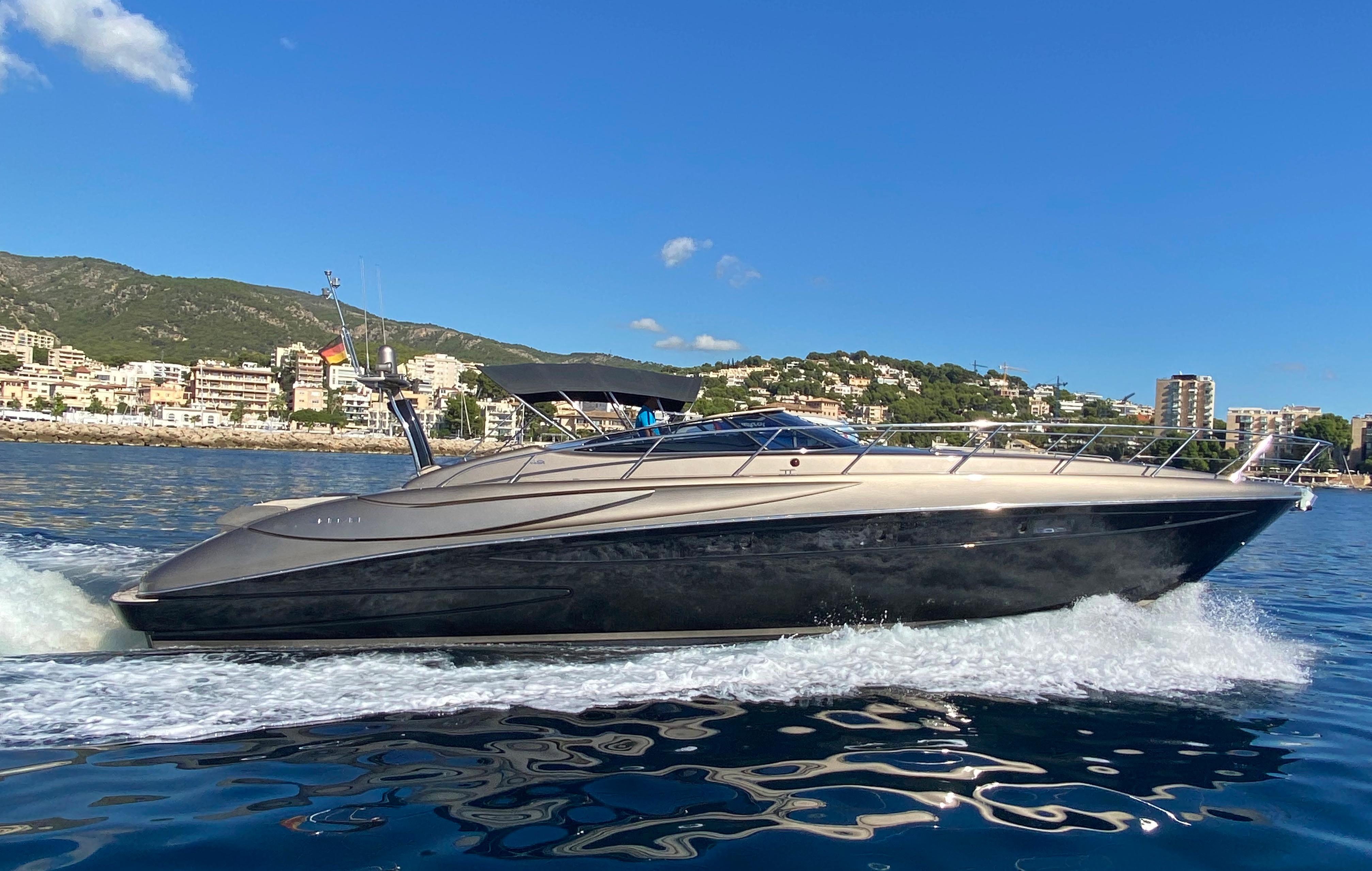 yacht riva rivale 52