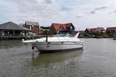 1999 Maxum 3000 SCR