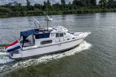 2008 Nimbus 380 Commander