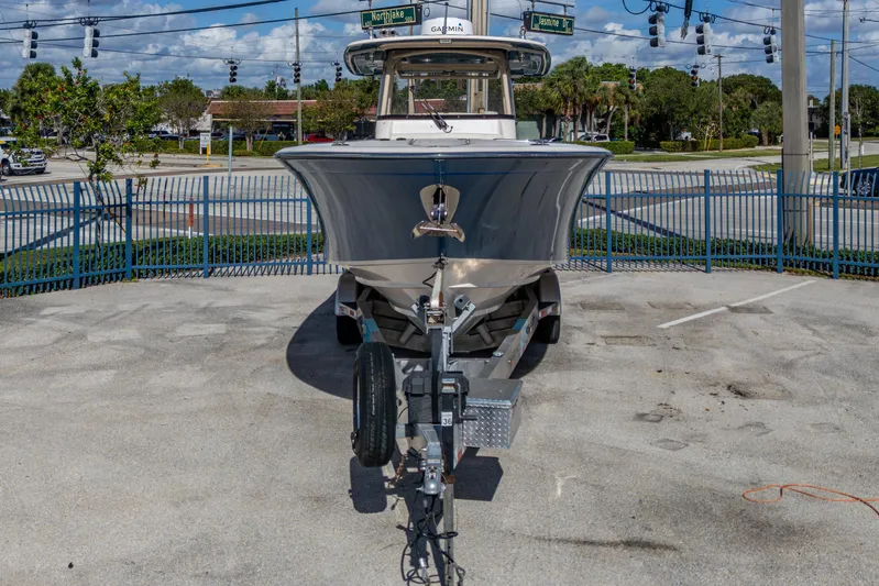 Roi Yacht Photos Pics Grady White 33 ROI - Bow Profile