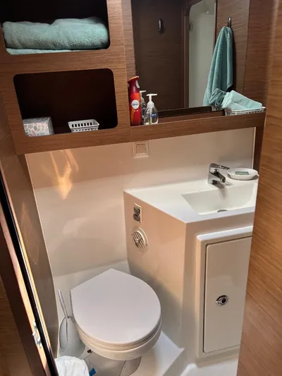 Gone Again Yacht Photos Pics Port side Aft Cabin Head