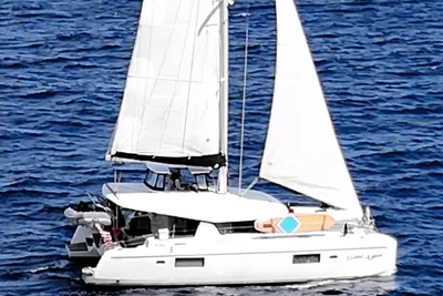 Lagoon 42