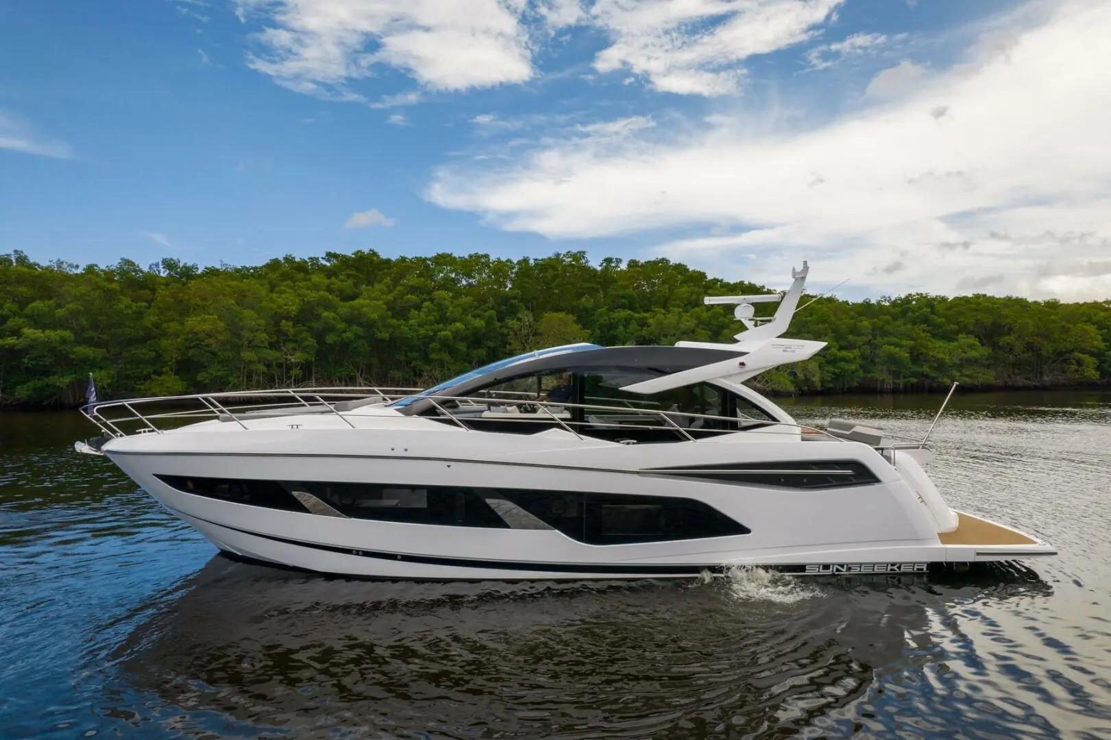 2021 Sunseeker Predator 55 Cruiser For Sale - YachtWorld