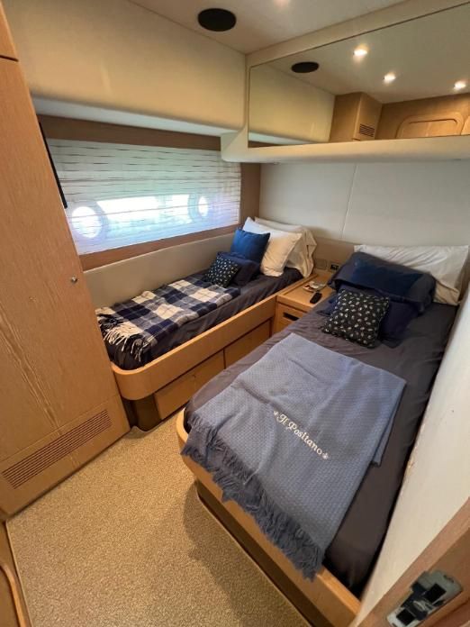 2013 Ferretti Yachts 62 