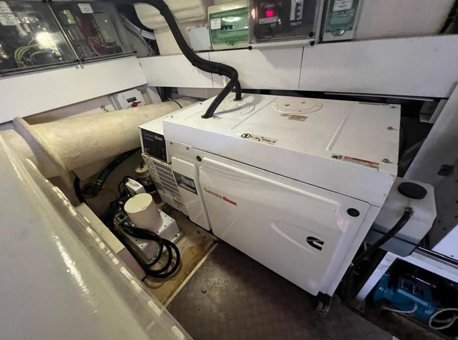 2013 Ferretti Yachts 62 