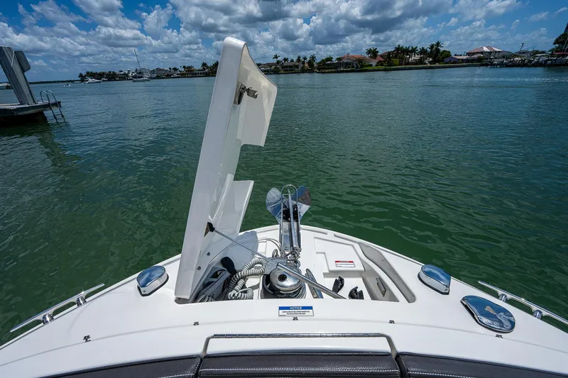  Yacht Photos Pics 2017 Sea Ray 31 SLX boat bow with anchor system on a sunny day.