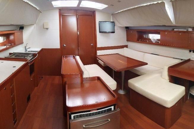 2011 Beneteau 49 