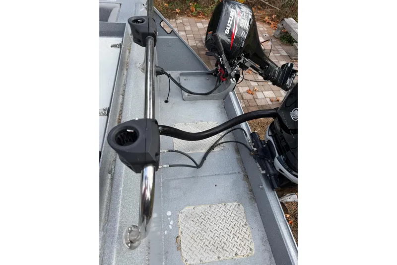  Yacht Photos Pics 2017 KingFisher 2825 Offshore boat with Suzuki outboard motor and rod holders.