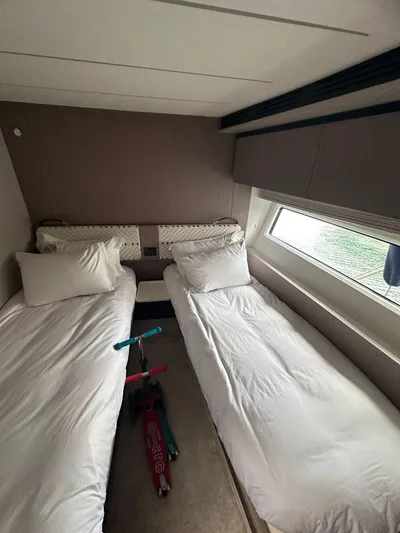 Celebrate Life Yacht Photos Pics Azimut 72 Fly 2022