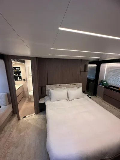 Celebrate Life Yacht Photos Pics Azimut 72 Fly 2022