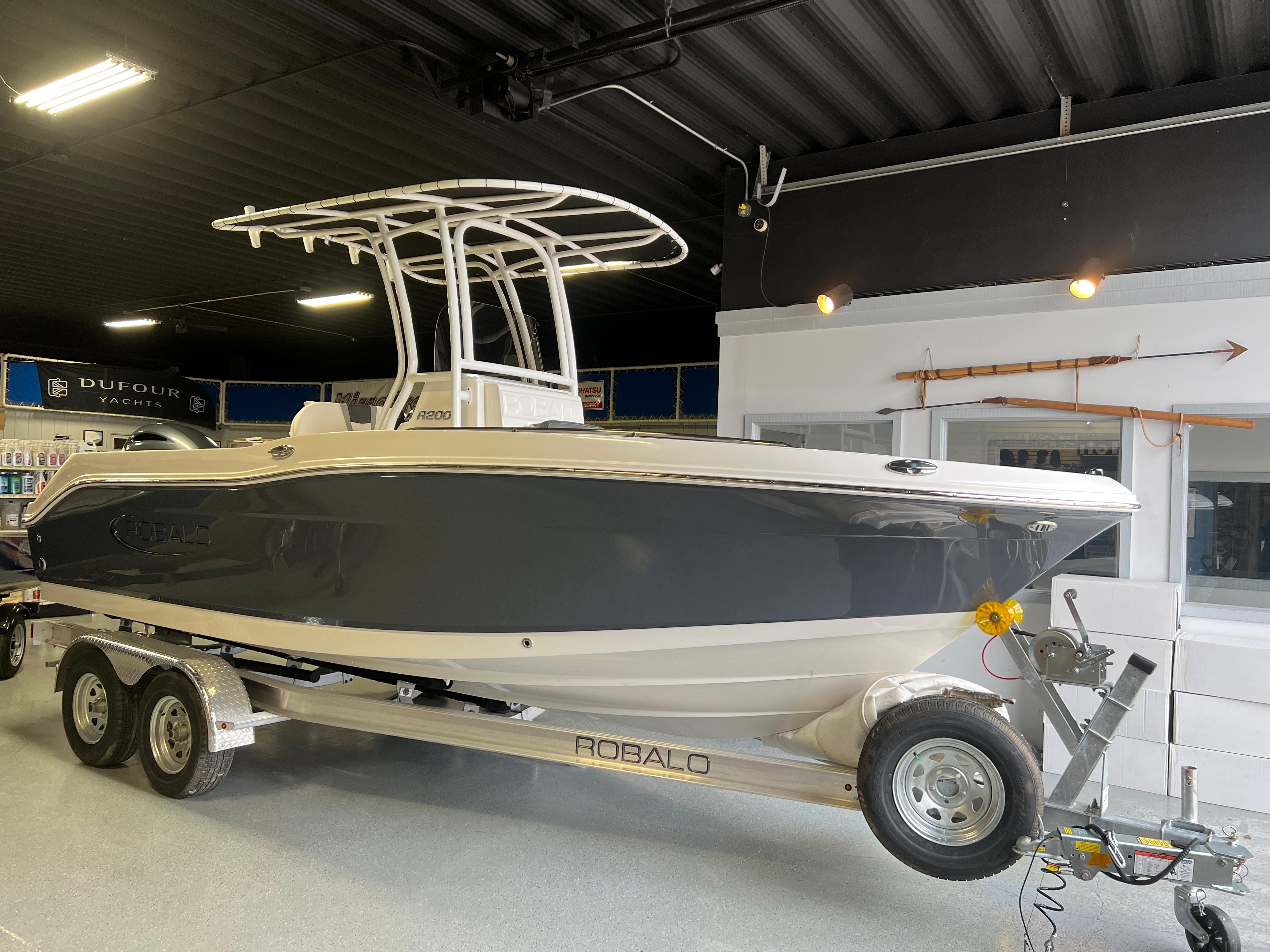 2023 Robalo 200 Robalo