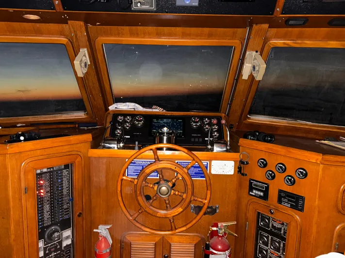 Island Girl Yacht Photos Pics 