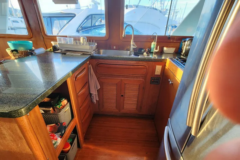 Island Girl Yacht Photos Pics 