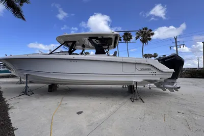Boston Whaler 350 Realm