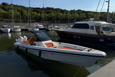 Technohull 38 Grand Sport