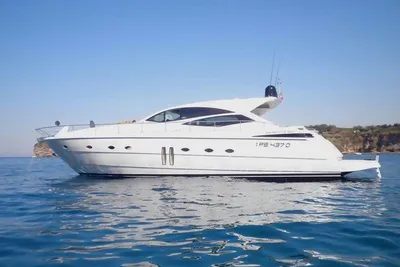 Pershing 62
