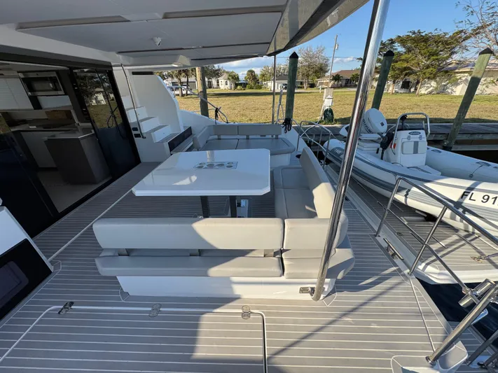 Pig-ranch Yacht Photos Pics 