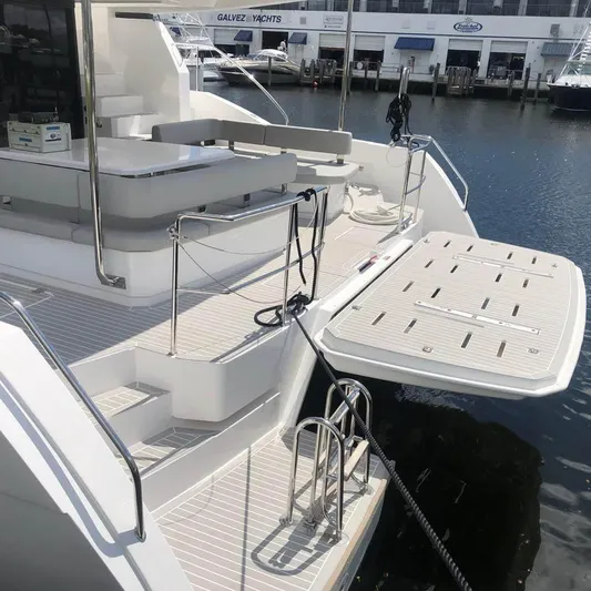 Pig-ranch Yacht Photos Pics 
