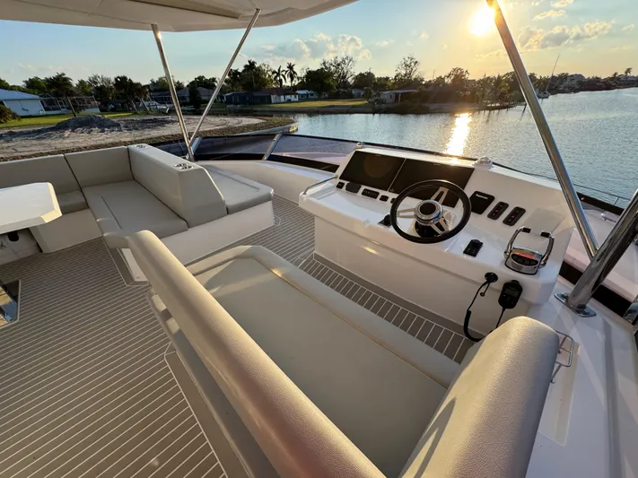 Pig-ranch Yacht Photos Pics 