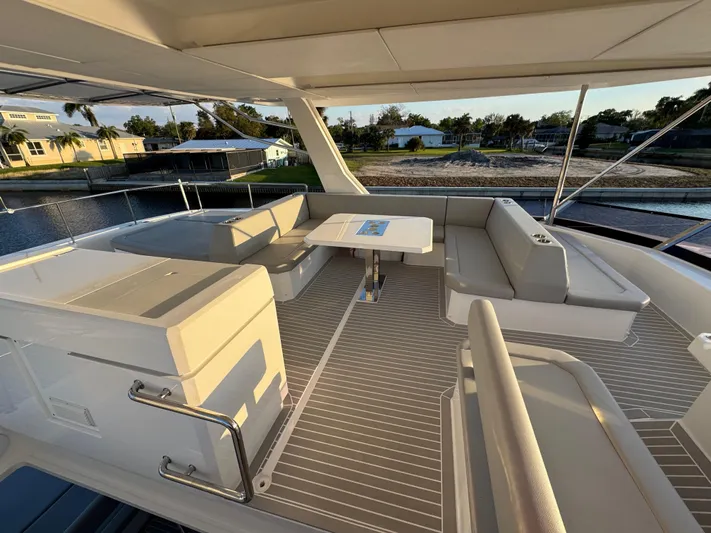 Pig-ranch Yacht Photos Pics 