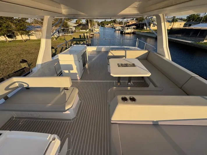 Pig-ranch Yacht Photos Pics 