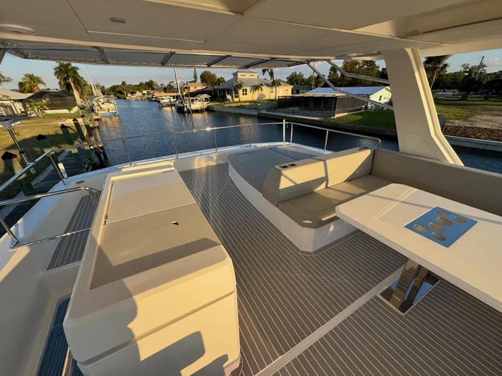 Pig-ranch Yacht Photos Pics 