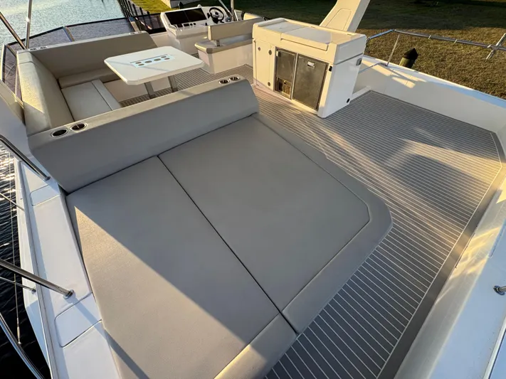 Pig-ranch Yacht Photos Pics 