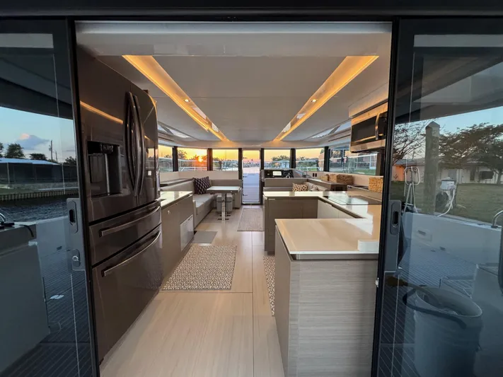 Pig-ranch Yacht Photos Pics 