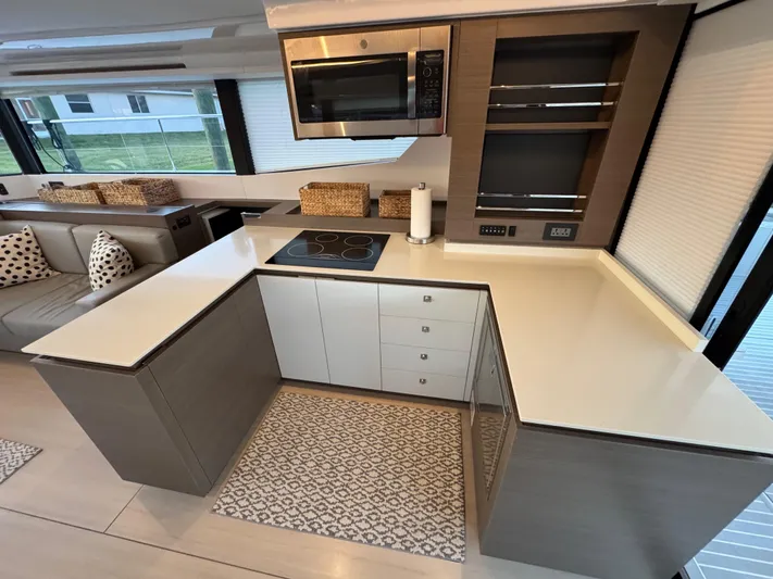 Pig-ranch Yacht Photos Pics 