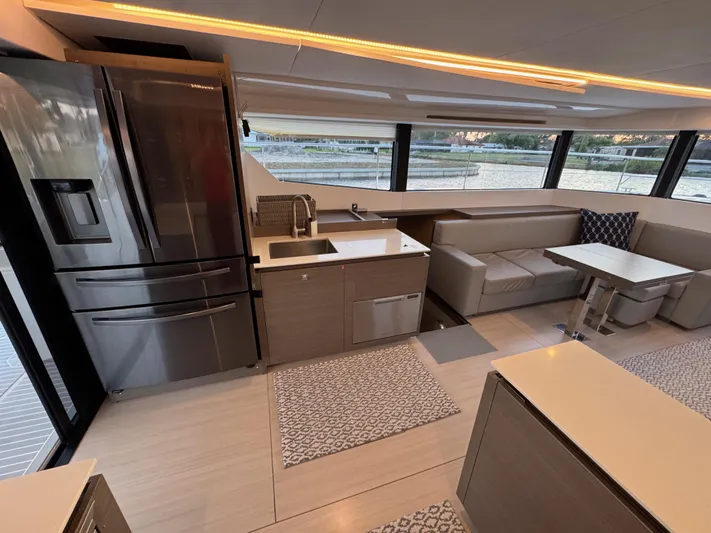 Pig-ranch Yacht Photos Pics 