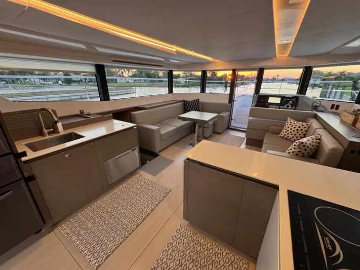 Pig-ranch Yacht Photos Pics 