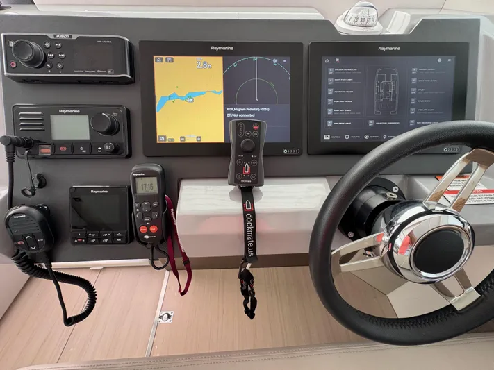 Pig-ranch Yacht Photos Pics 