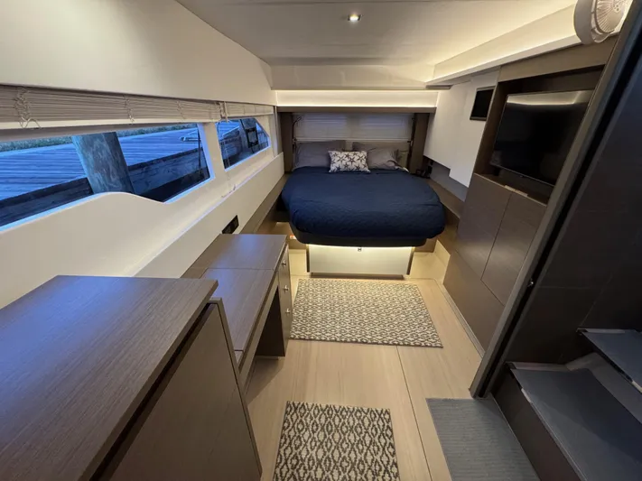 Pig-ranch Yacht Photos Pics 