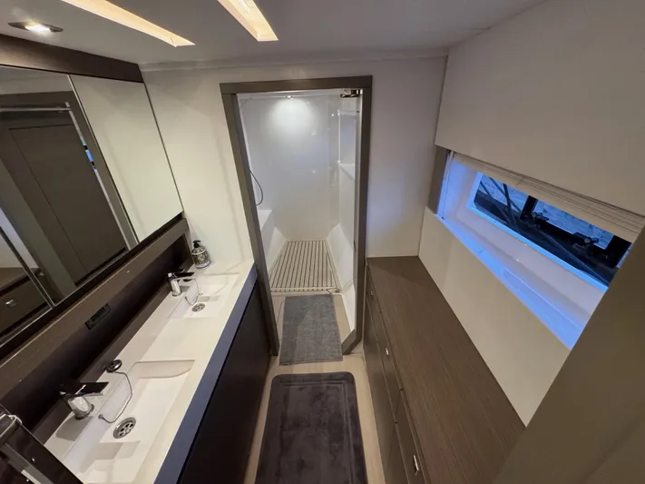 Pig-ranch Yacht Photos Pics 