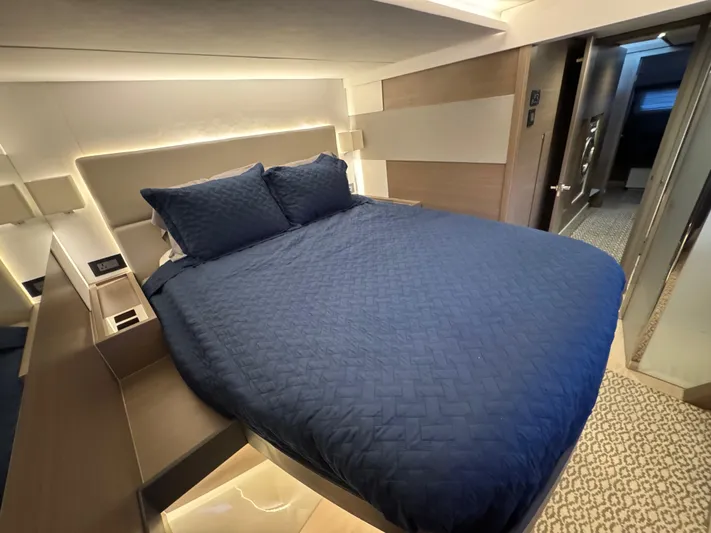 Pig-ranch Yacht Photos Pics 