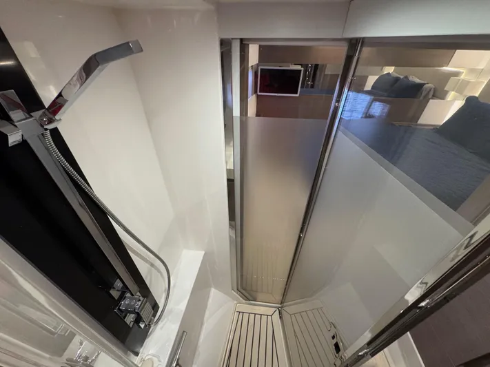 Pig-ranch Yacht Photos Pics 