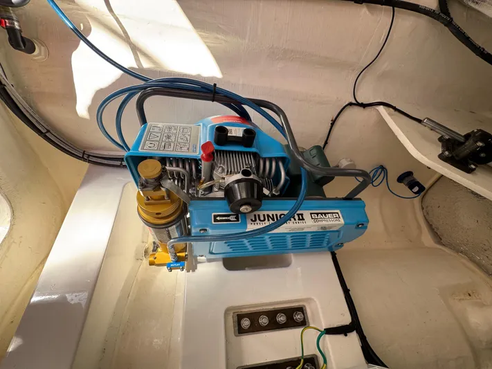 Pig-ranch Yacht Photos Pics 