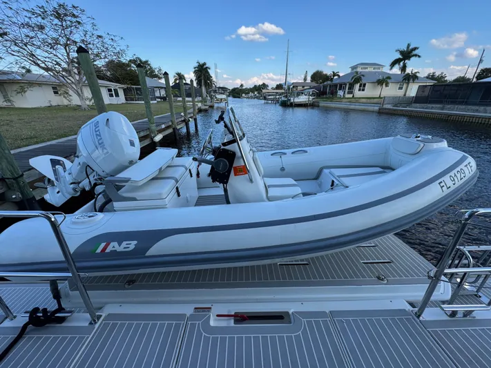 Pig-ranch Yacht Photos Pics 