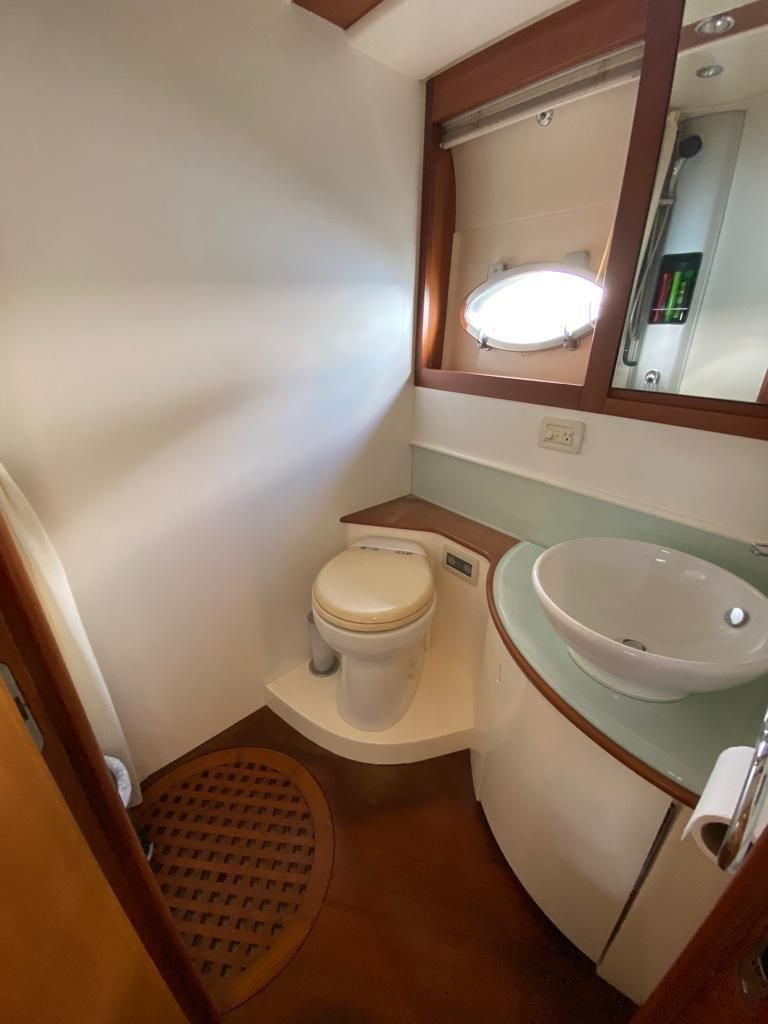2006 Pershing 50 